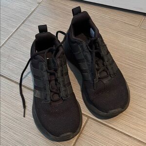 Men's Black Athletic Shoes